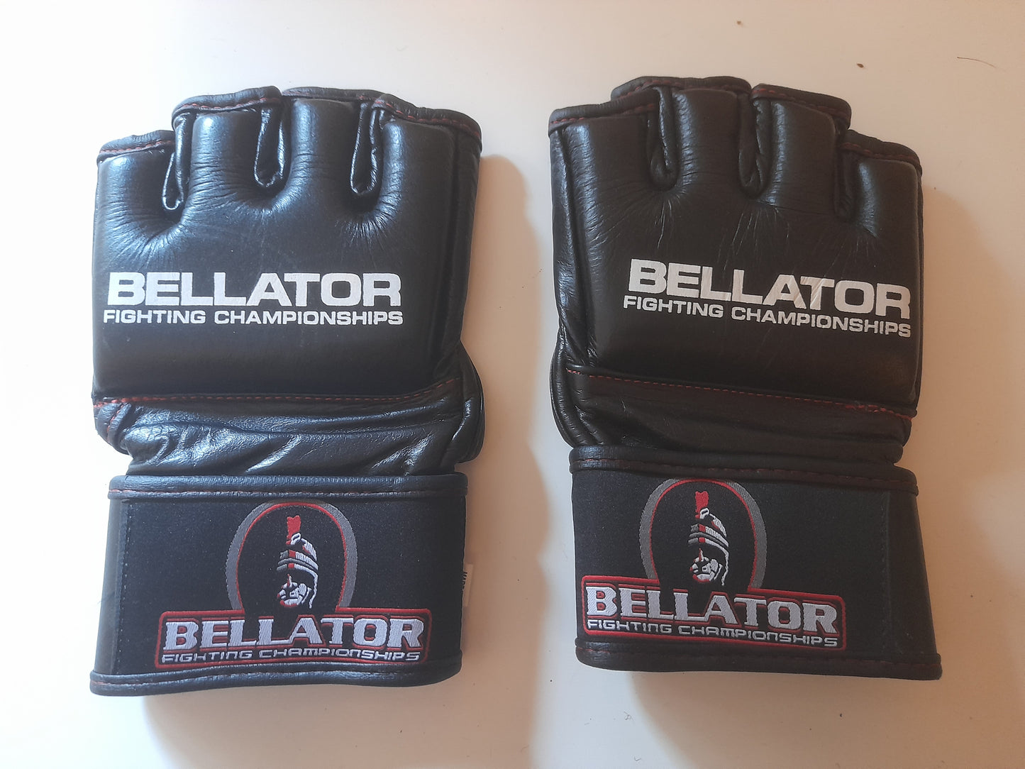 Bellator Official MMA Gloves - V1 - Black - Size S - (New)