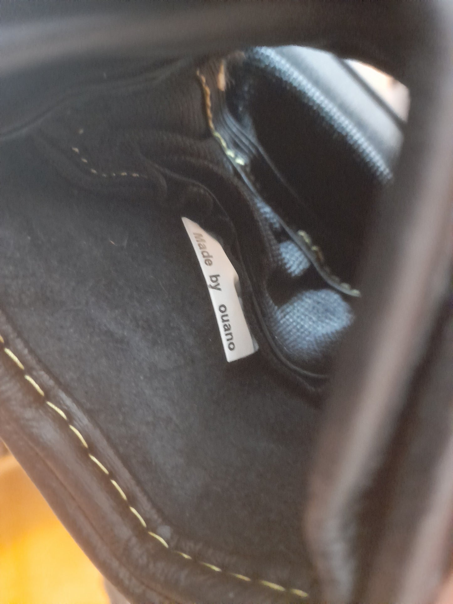 UFC Official MMA Gloves - V5 - Black - Size L - Ouano - (New)