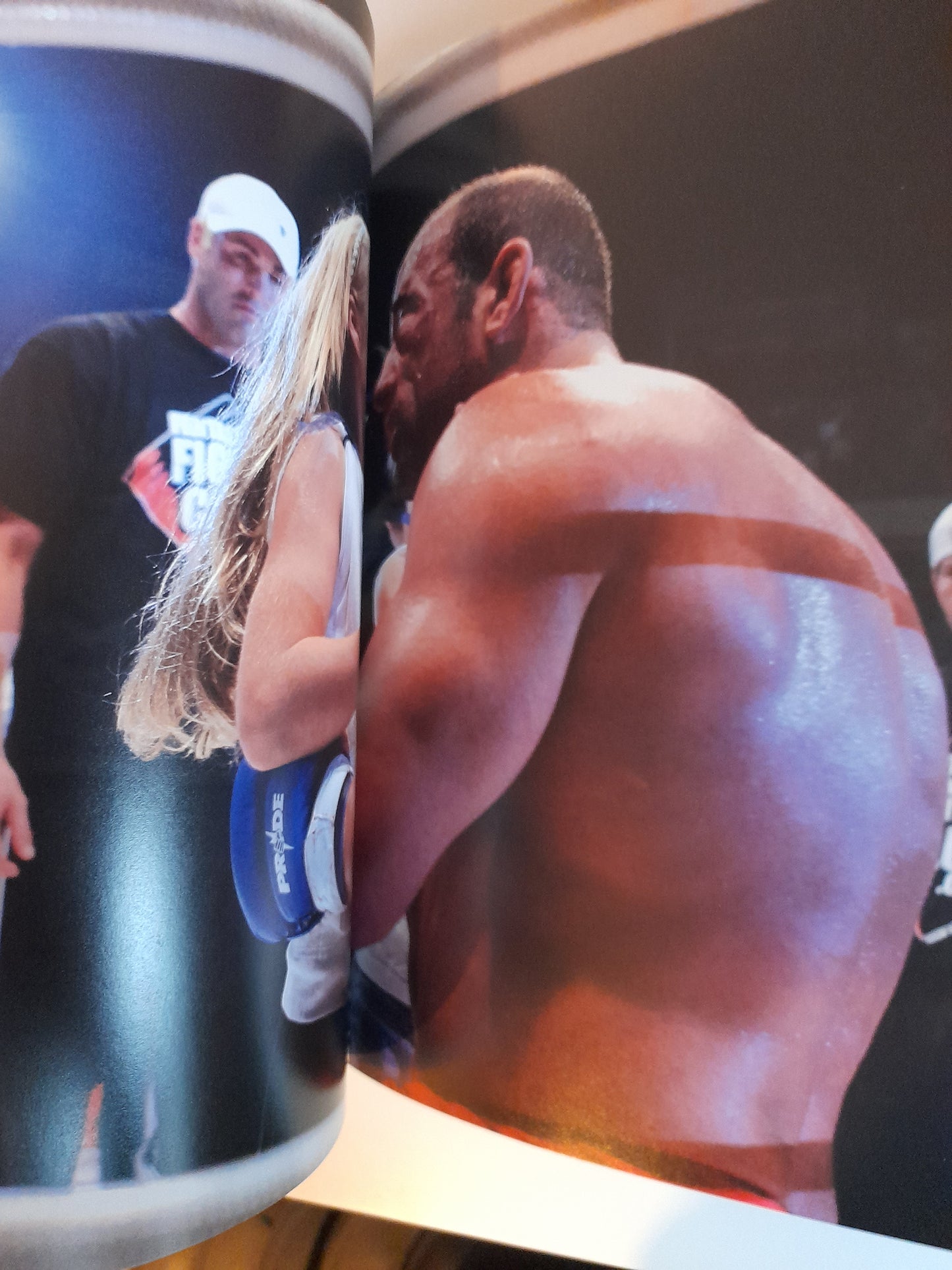 Pride FC Shockwave 2006 "Fumetsu" - Official Event Program