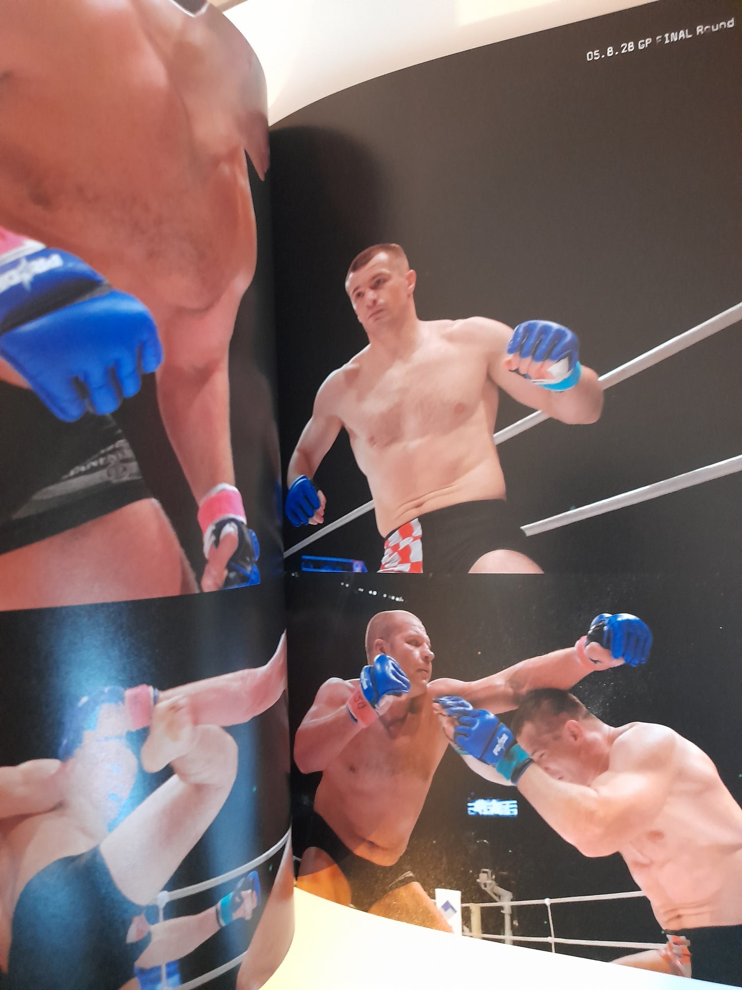 Pride FC Shockwave 2005 "Itadaki" - Official Event Program