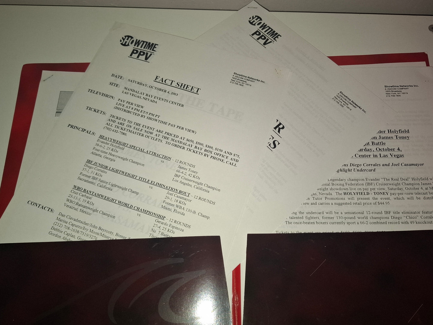 Evander Holyfield Vs James Toney - Official Boxing Event Press Kit / Media pack (2003)