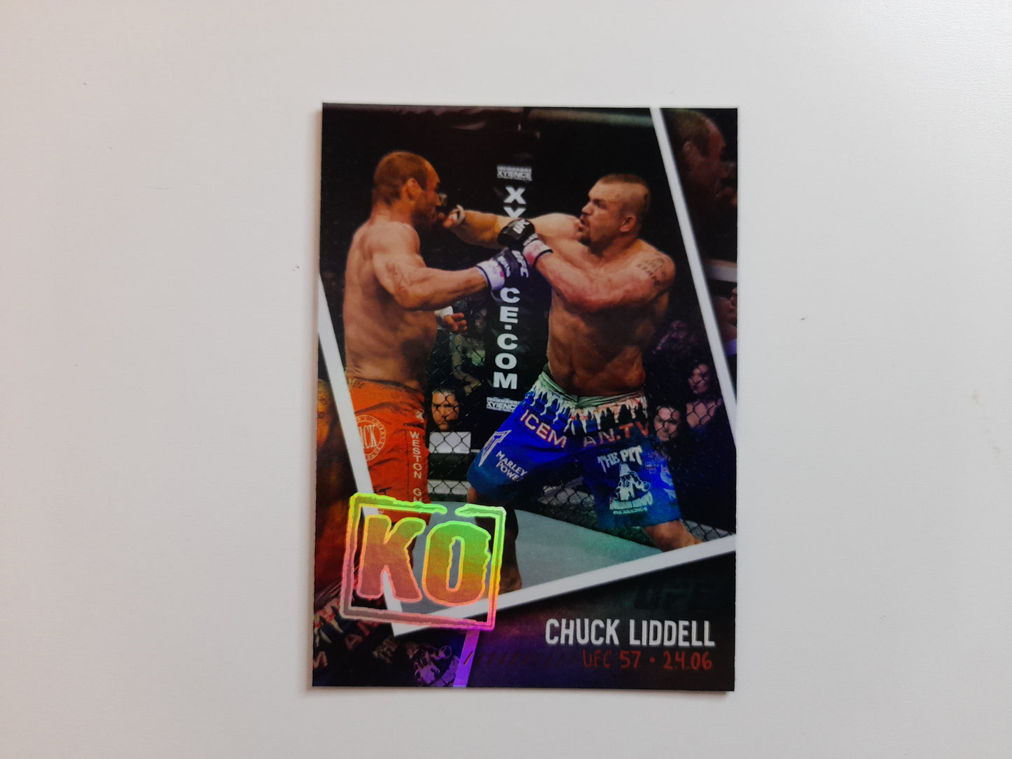 Chuck "The Iceman" Liddell - Official Trading Card - #PF-2 - Topps UFC Round2 Photo Finish (2009)
