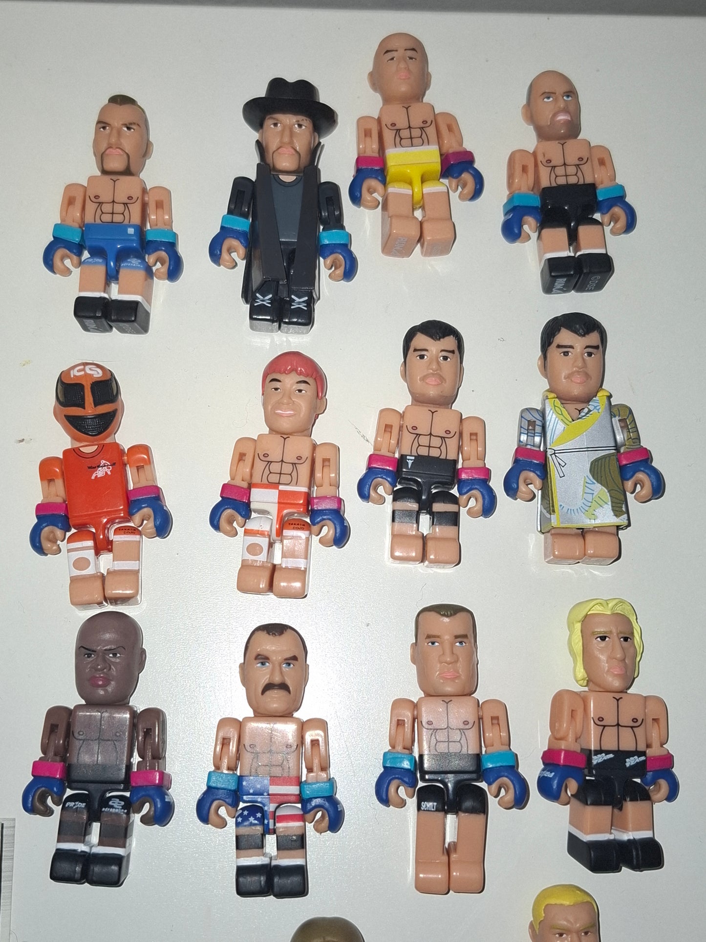 Pride FC Tinibiz Run'A Collectible Minifigure Set with Ring (2002)
