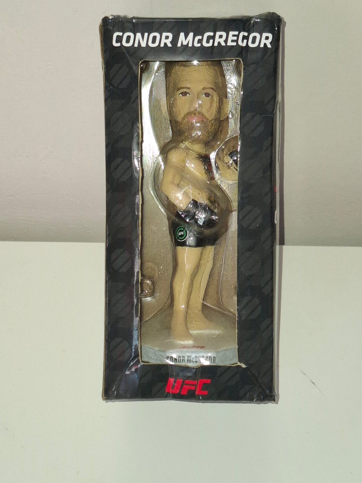 Conor "Notorious" McGregor - UFC Bobblehead [DAMAGED BOX]