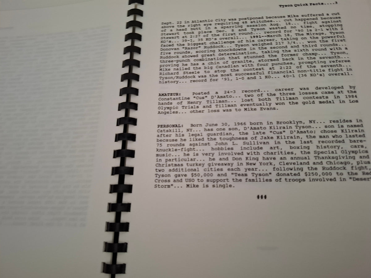 Mike Tyson Vs Razor Ruddock 2 - Official Boxing Event Press Kit / Media pack (1991)